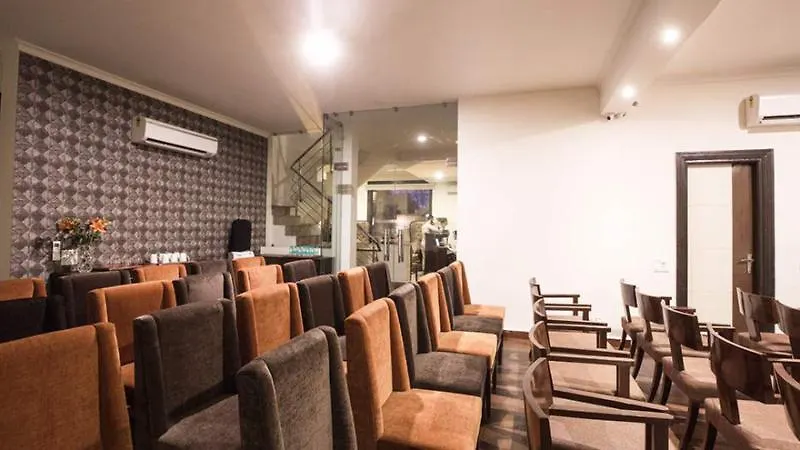 Hotel La Suite Gurugram 구르가온 3*,  인도